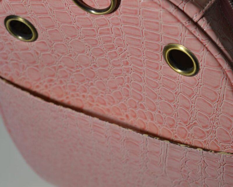 Rózsaszín lakkozott kígyóbőr mintás kutyahordozó táska 4