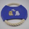 Kék kötélből készült frizbi kutya játék