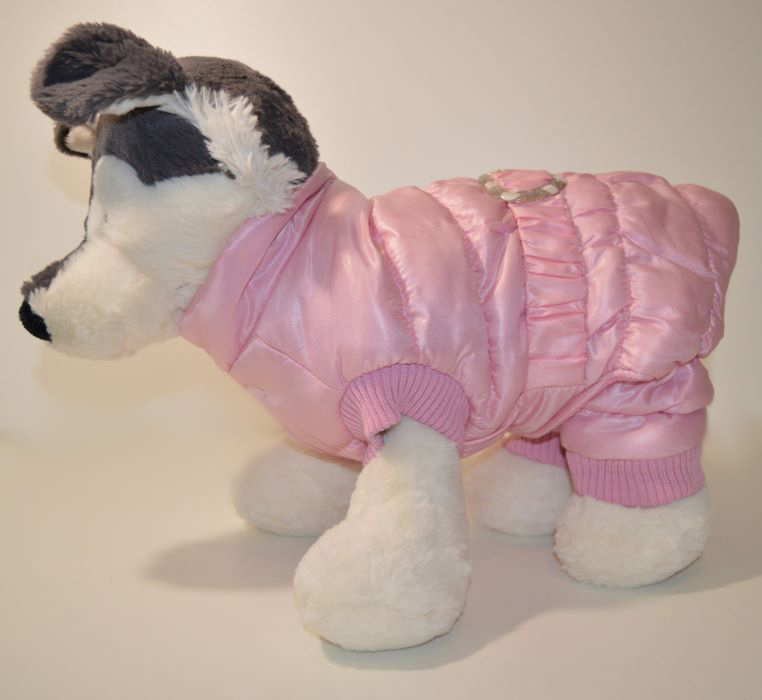 Rózsaszín pufi téli kutyaoveráll 1